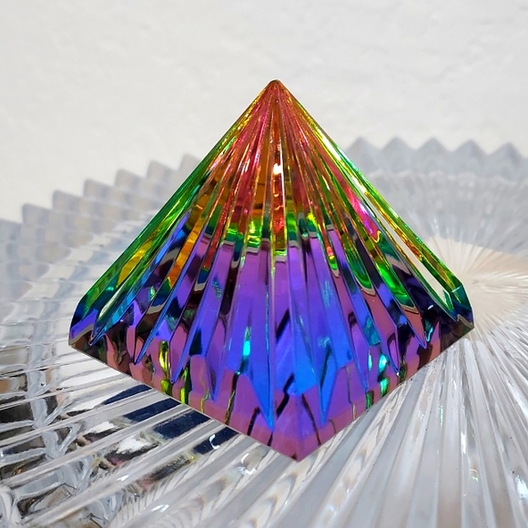 Rainbow Pyramid Austrian Crystal Figurine Paperweight  2-bundle - Picture 2 of 4